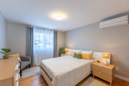 Chambre à coucher principale : 2057 Rue de Breda