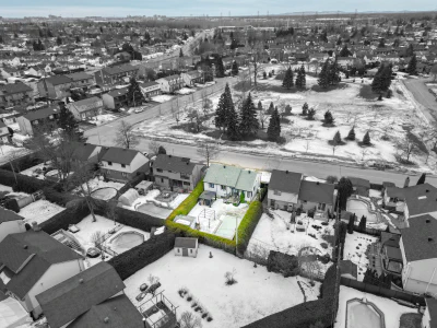 Photo aérienne : 2057 Rue de Breda