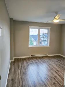 Chambre à coucher principale : 390 Rue Sylvio-Mantha