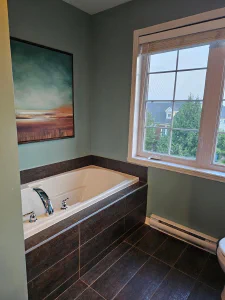 Salle de bains : 390 Rue Sylvio-Mantha