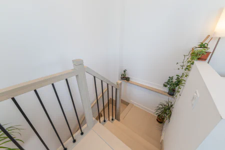Escalier : 185 16e Avenue
